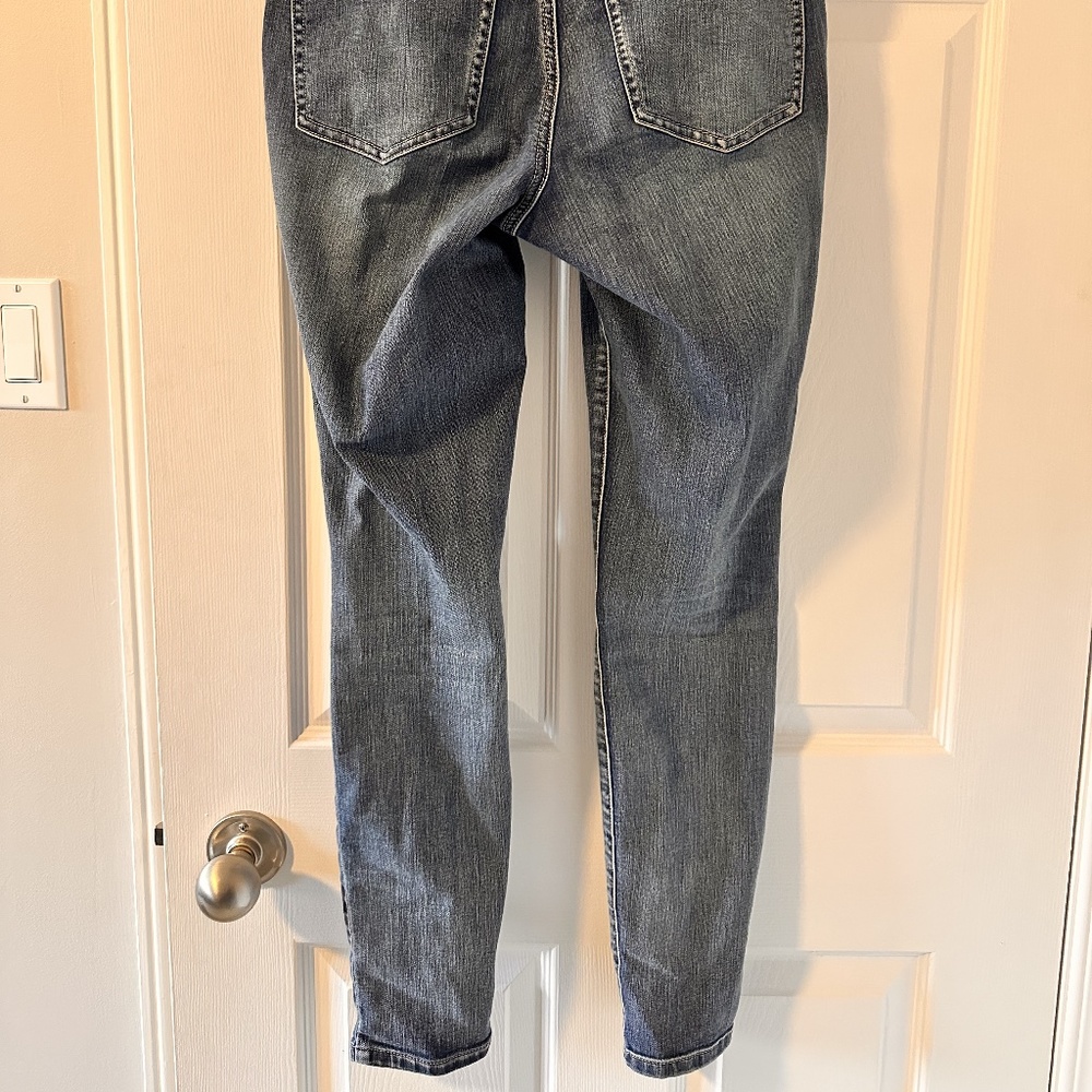 Jeans - Picture 4 of 4